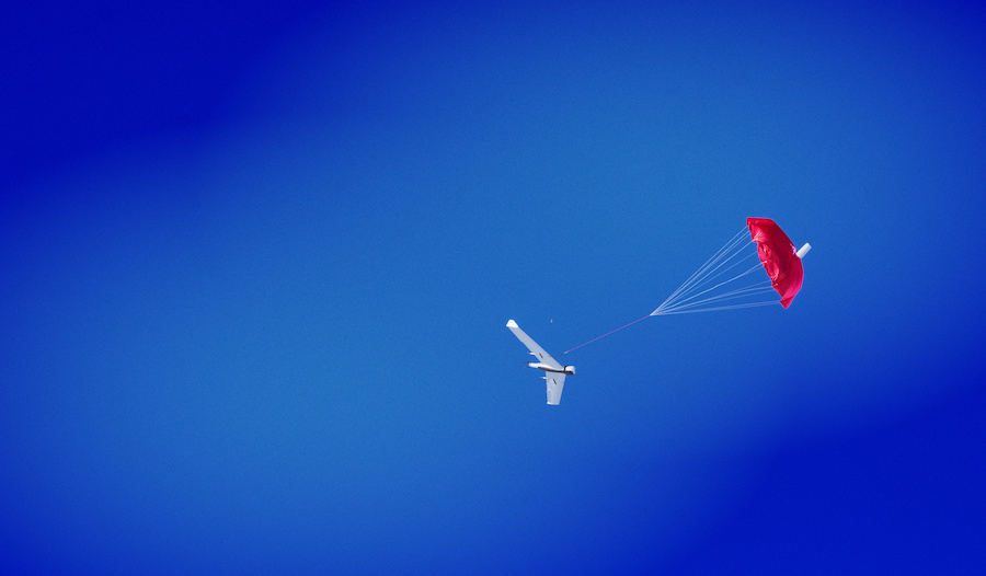 drone-parachute